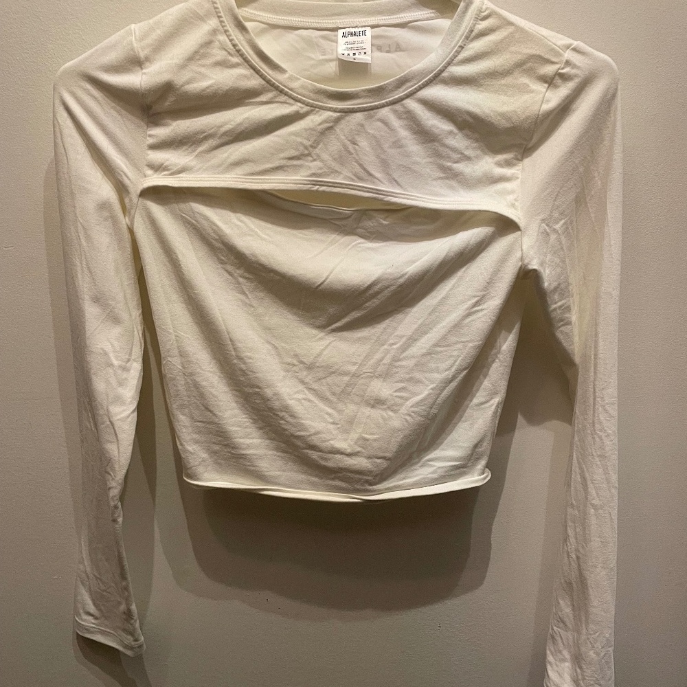 Alphalete ultrasoft keyhole top